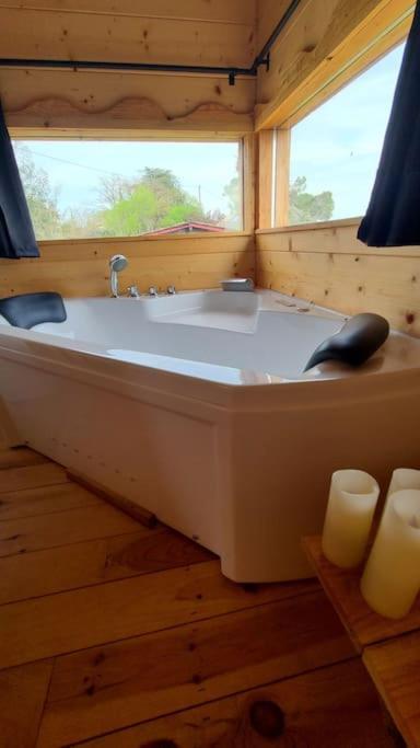 Tiny House Petite Balneo Cheminee Exterieure *